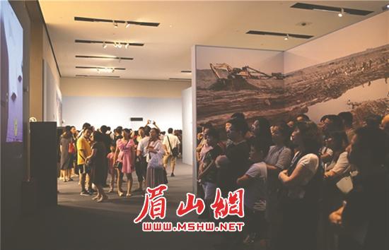 在京展出现场。（彭山区委宣传部供图）.jpg