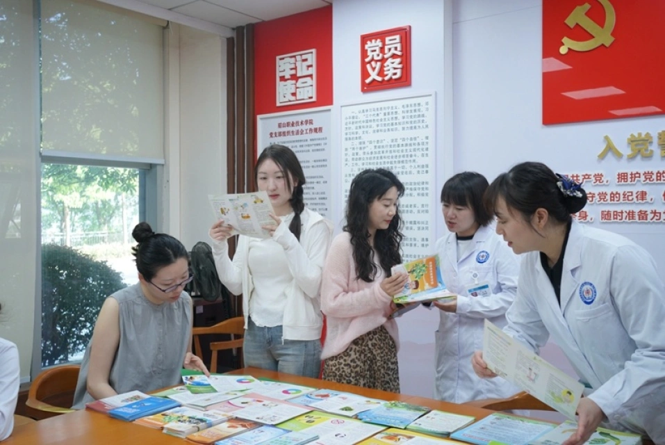 微信图片_20250421164708_副本.jpg