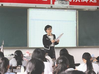 眉山教师王晓梅获评全国最美教师 四川仅此一人(图)