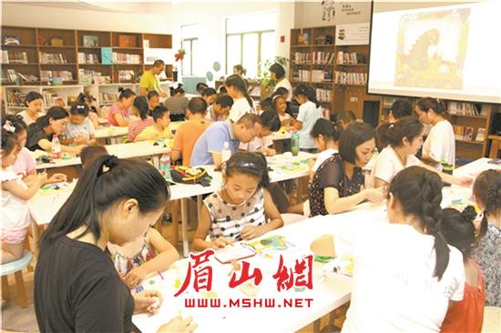 大家沉浸在和黏土邂逅的亲子时光里。.jpg