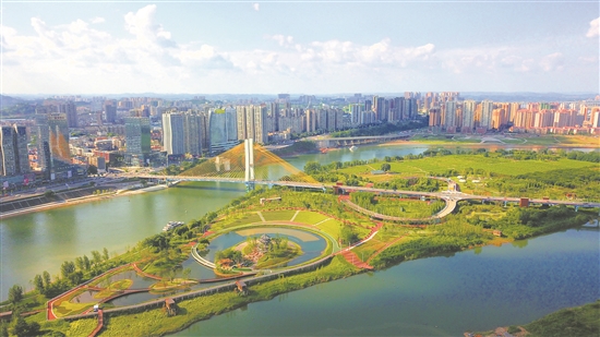 南充“城市中心绿肺”——“印象嘉陵江”上中坝湿地公园。.jpg