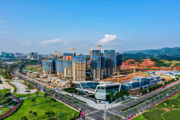 建设中的川港合作示范园。