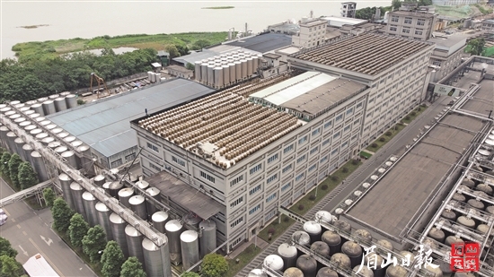 千禾味业食品股份有限公司正致力于打造中国高端酱油第一品牌。