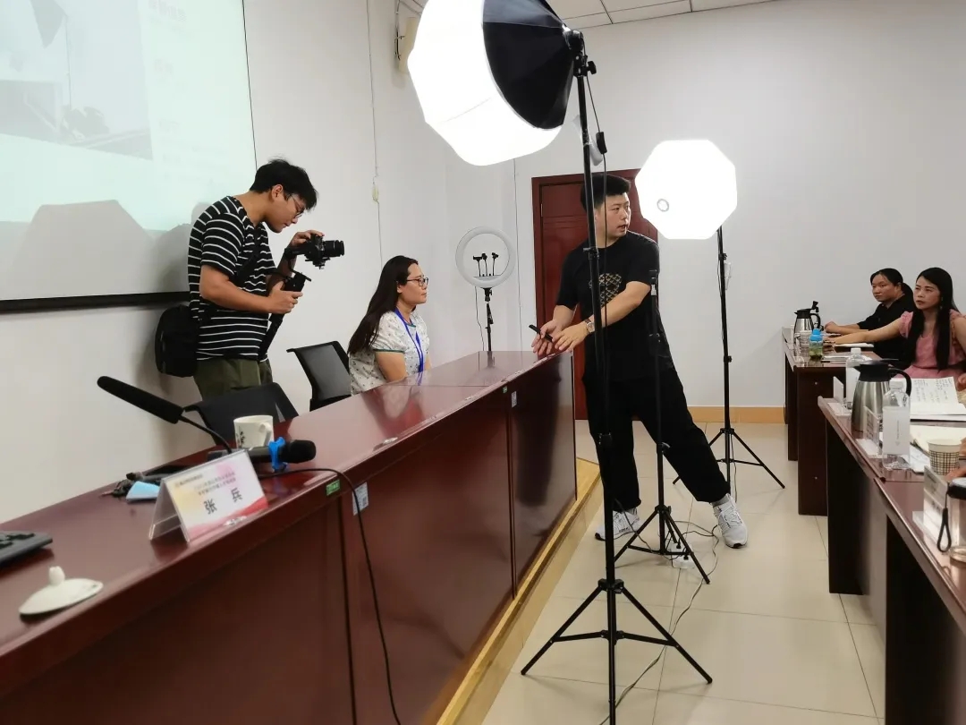 学习网络直播.jpg