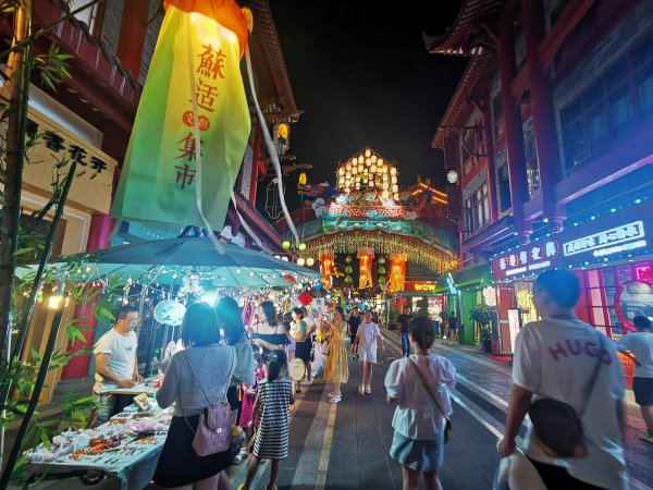  东坡水街来一场“city work”。