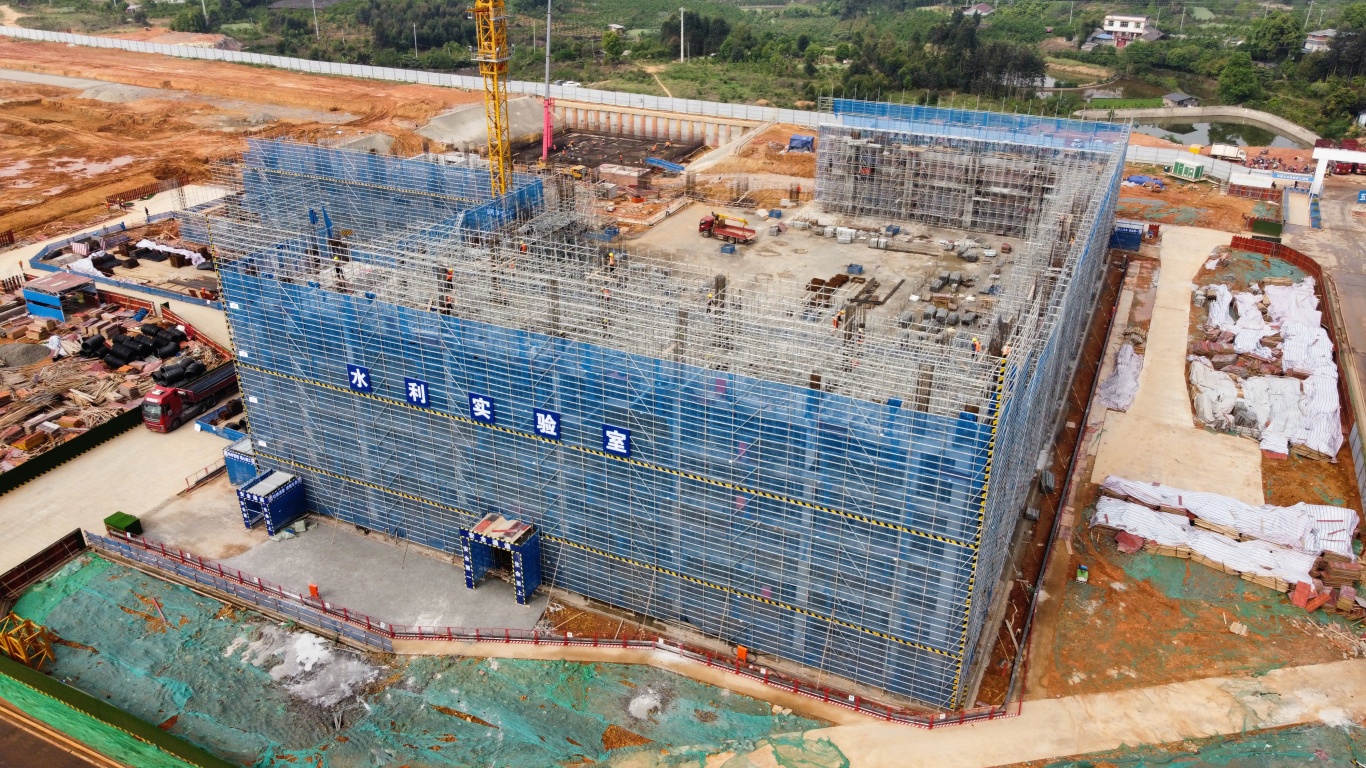 四川大学眉山校区项目水利实验室。.jpg