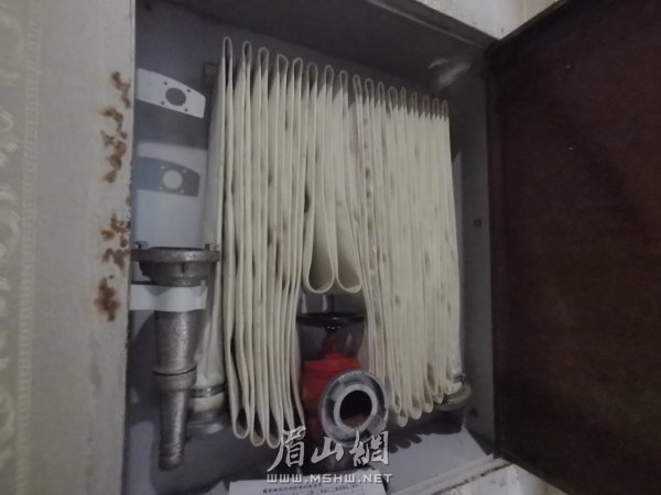 消防设施规范放置。