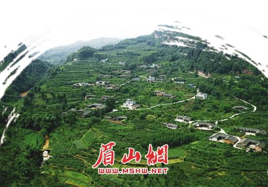 幸福古村。（万玉忠 摄）.jpg