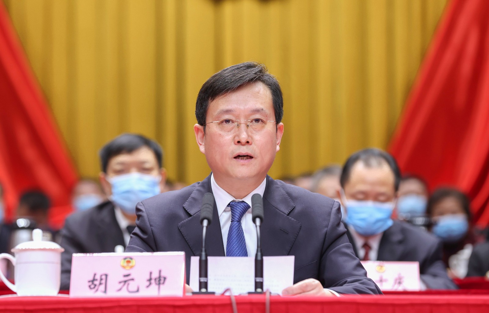 一切为了眉山好  携手同心再出发 | 胡元坤在政协第五届眉山市委员会第一次会议闭幕大会上的讲话