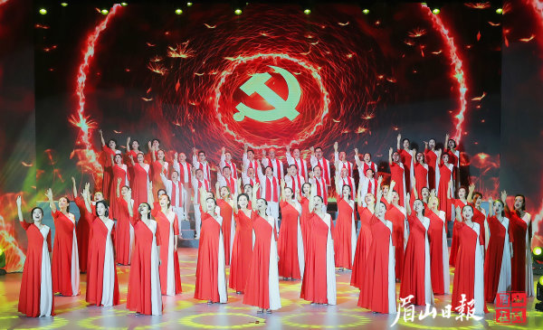 《唱支山歌给党听》。
