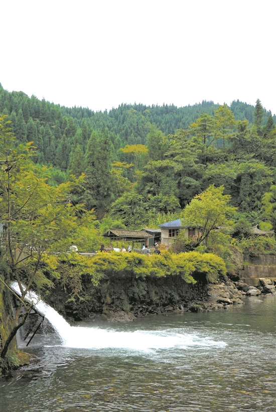 发展乡村旅游。.jpg